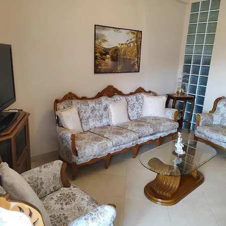 Olga's Apartment Vlore
